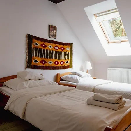 Alloggio per agriturismo Pod Kogutem *